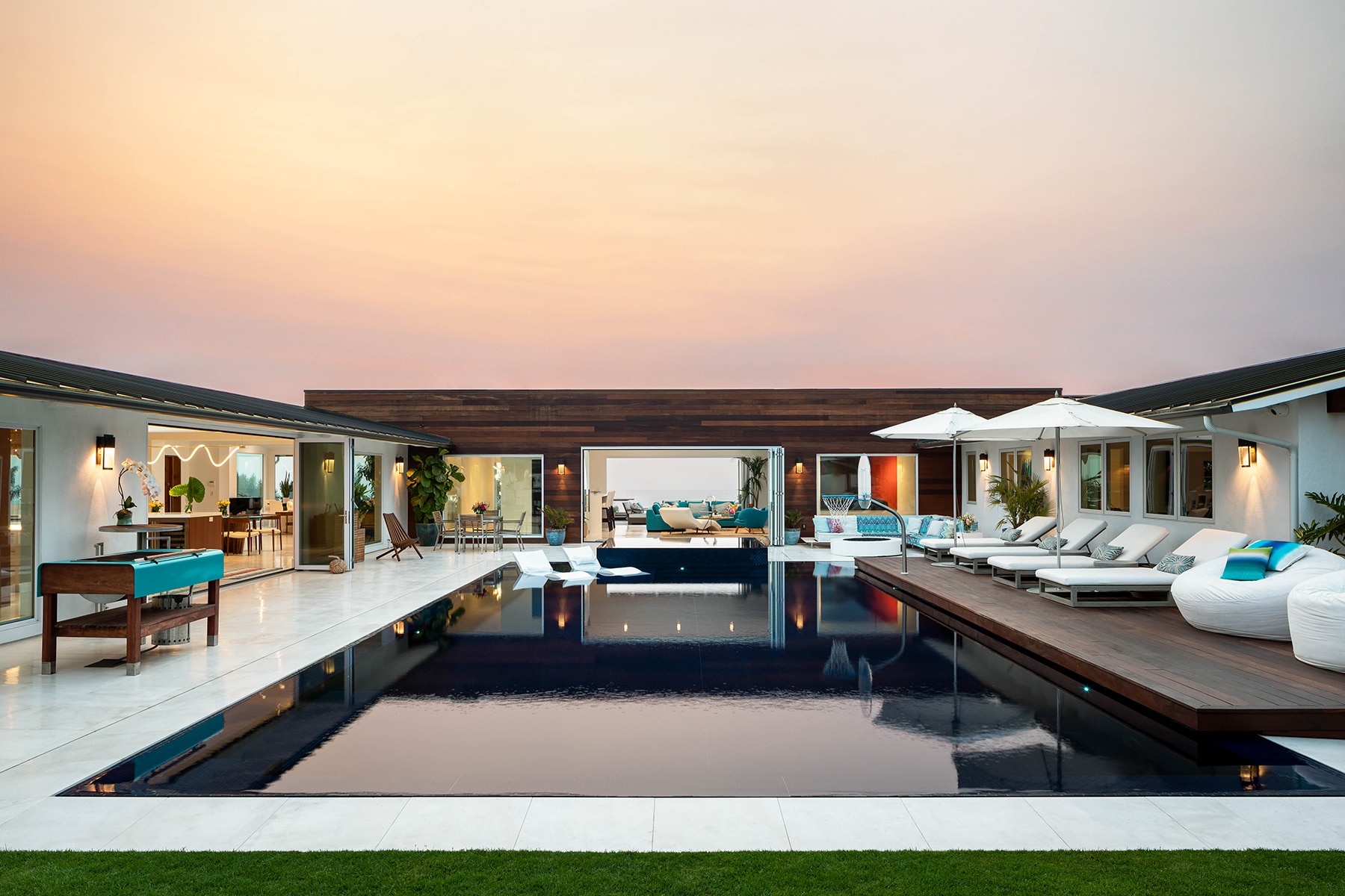 outdoor living area design